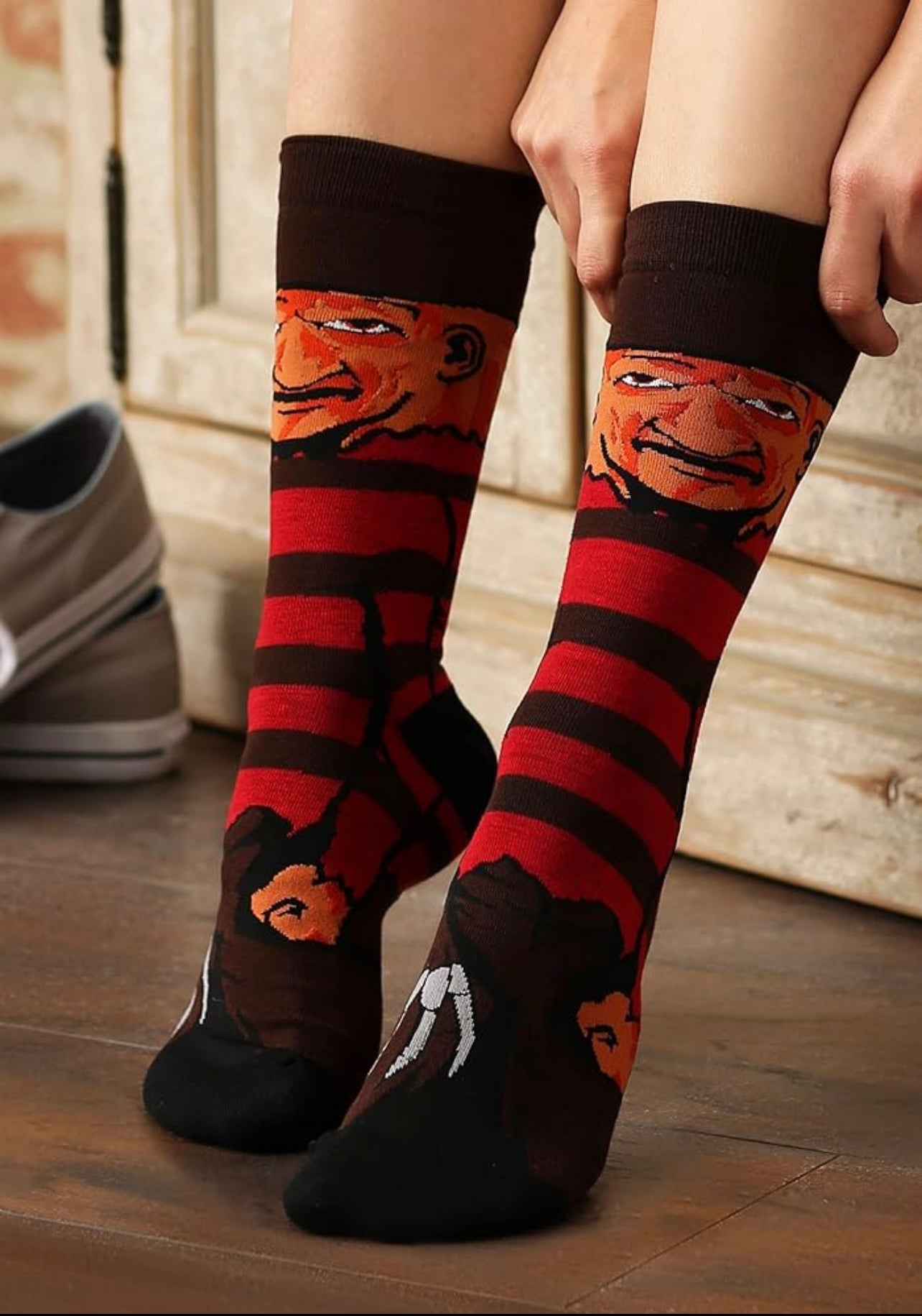 Freddy Kruger Nightmare on Elm Street Horror Socks, Fun Novelty Unisex 360 Degree Artwork Character Designed Crew Socks